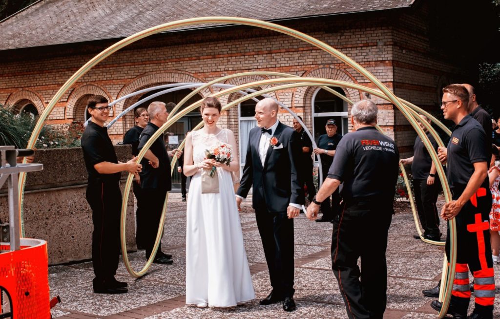 Spalier aus C-Schläuchen